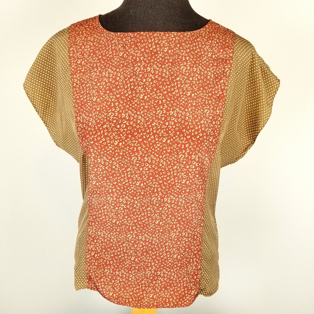 NWT Le Sample brown button back blouse